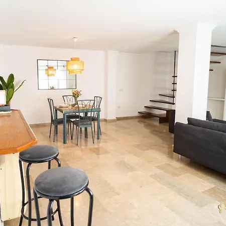 Apartment Downtown Duplex With Terrace In Ronda