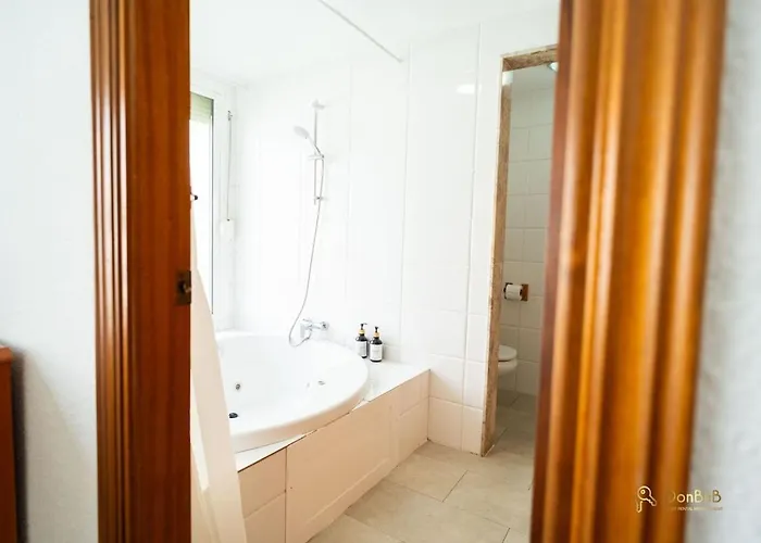 Downtown Duplex With Terrace In